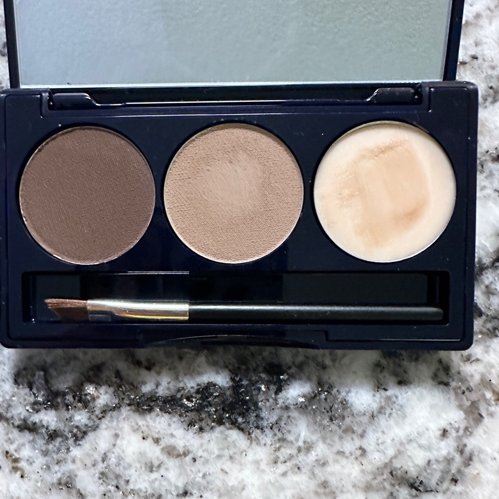 brow palette